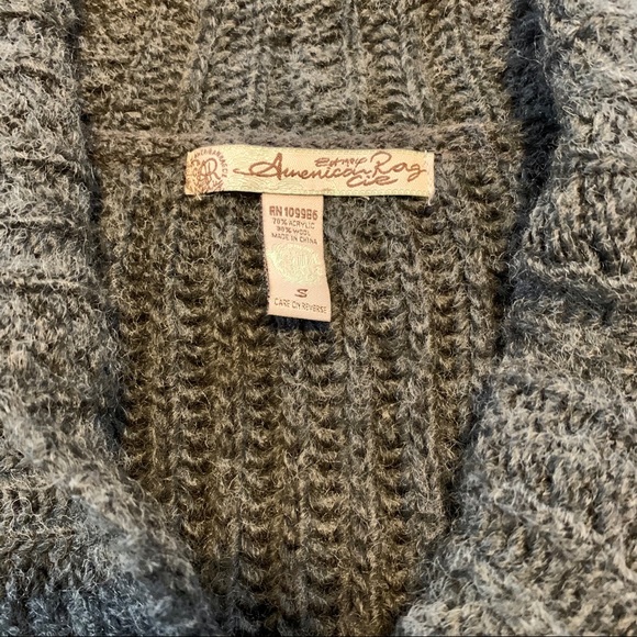 3/15 💚 American Rag Short-sleeve Wool Button Sweater - Picture 7 of 10